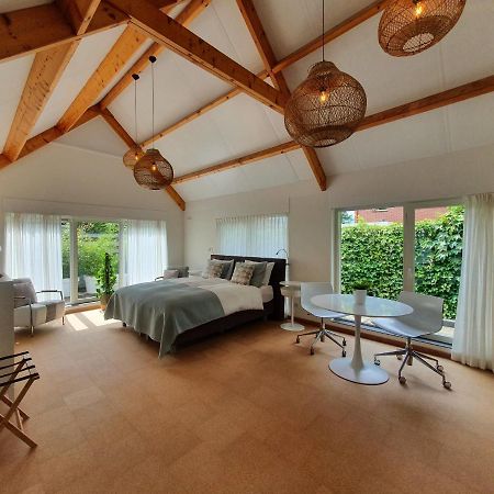 B&B De Boerderij 哈伦 外观 照片